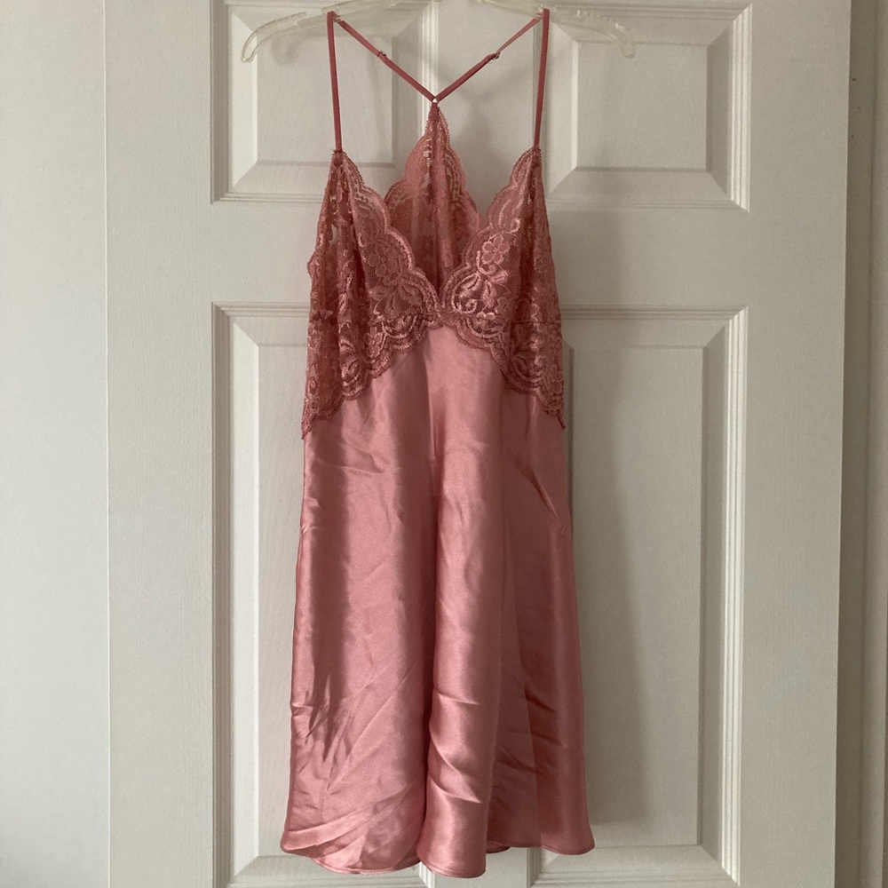 Nightgown